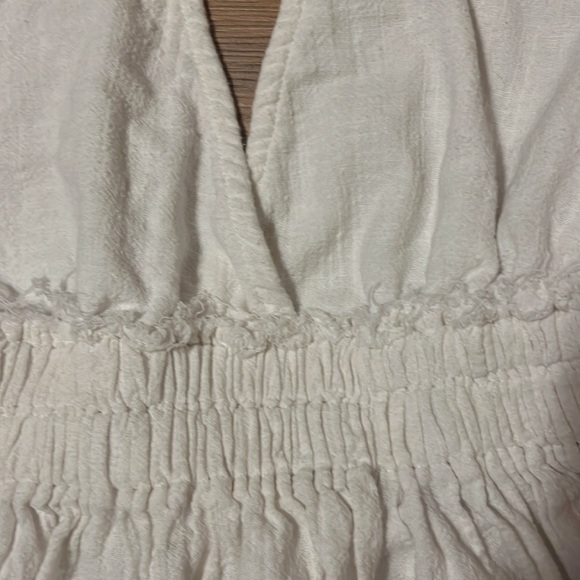 Cropped Ruffle Halter Top - Picture 7 of 9